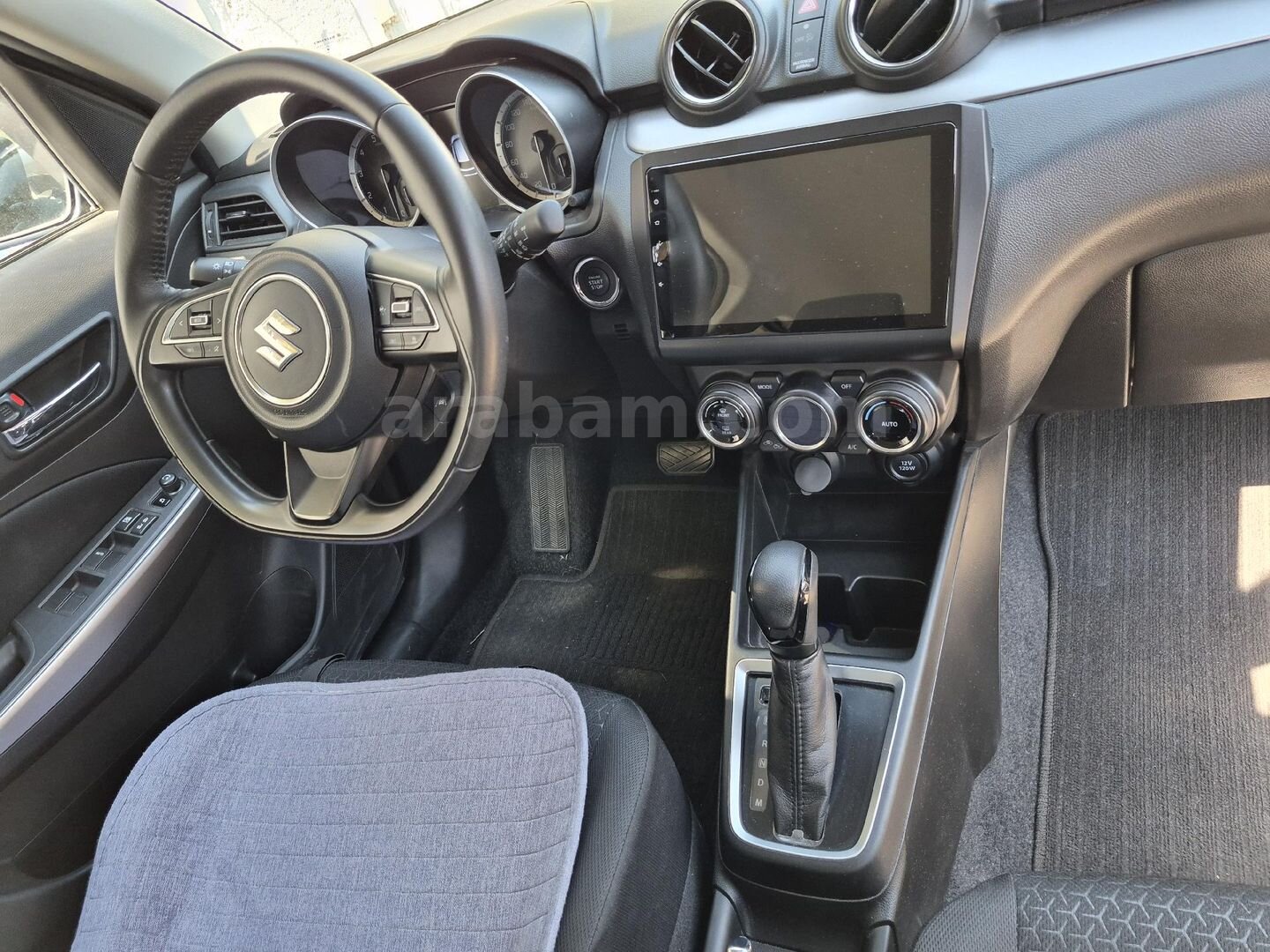 Sahibinden Suzuki Swift 1.2 Hibrit GLX Premium 2023 Model İstanbul 23.700 km Mavi 7