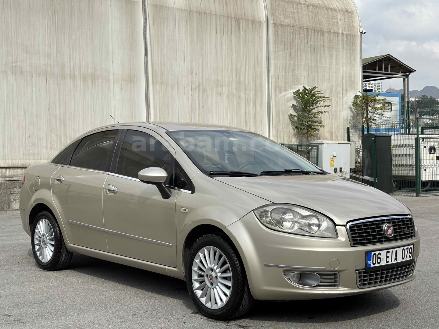 Galeriden Fiat Linea 1.3 Multijet Emotion 2007 Model Ankara 255.000 km Gri 7