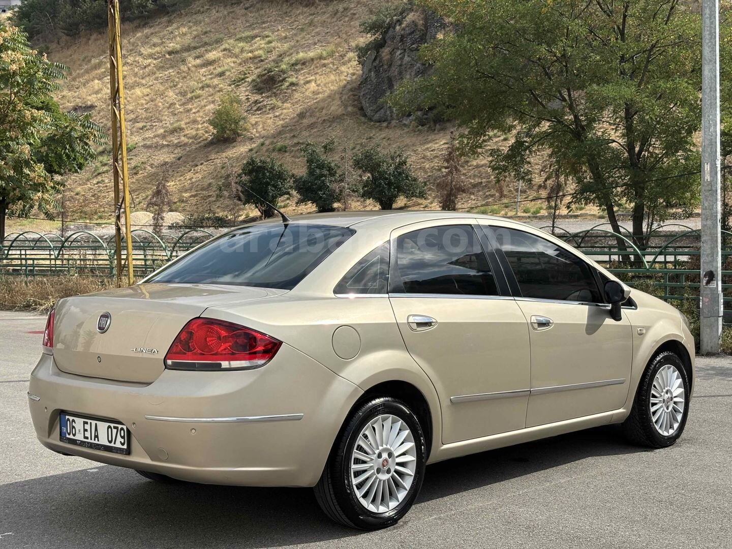 Galeriden Fiat Linea 1.3 Multijet Emotion 2007 Model Ankara 255.000 km Gri 5