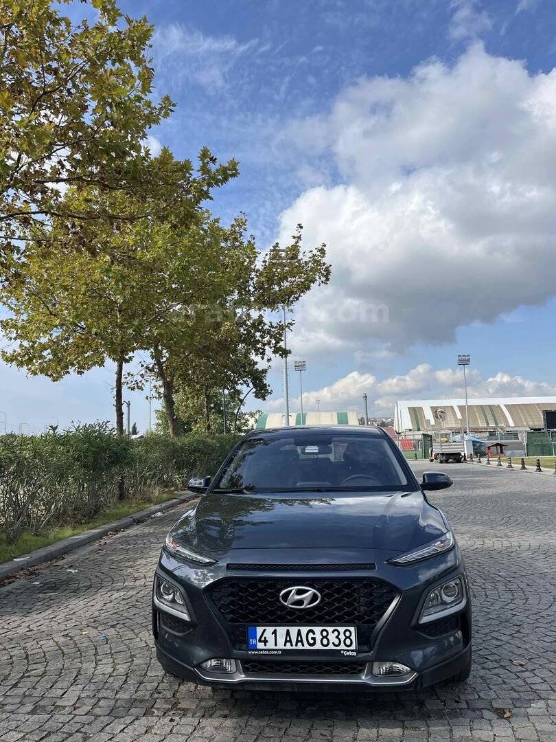Sahibinden Hyundai Kona 1.0 T-GDI Style 2020 Model Kocaeli 59.000 km Füme 2