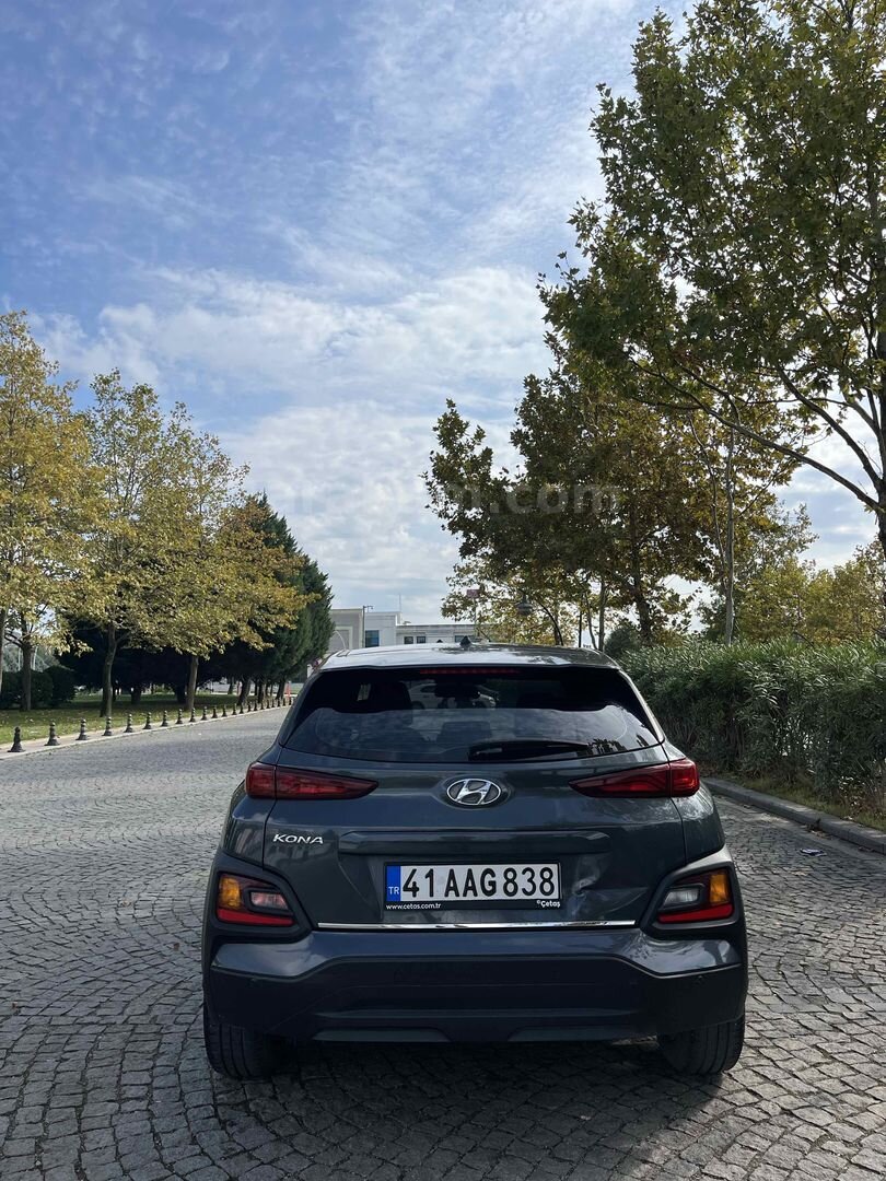 Sahibinden Hyundai Kona 1.0 T-GDI Style 2020 Model Kocaeli 59.000 km Füme 4