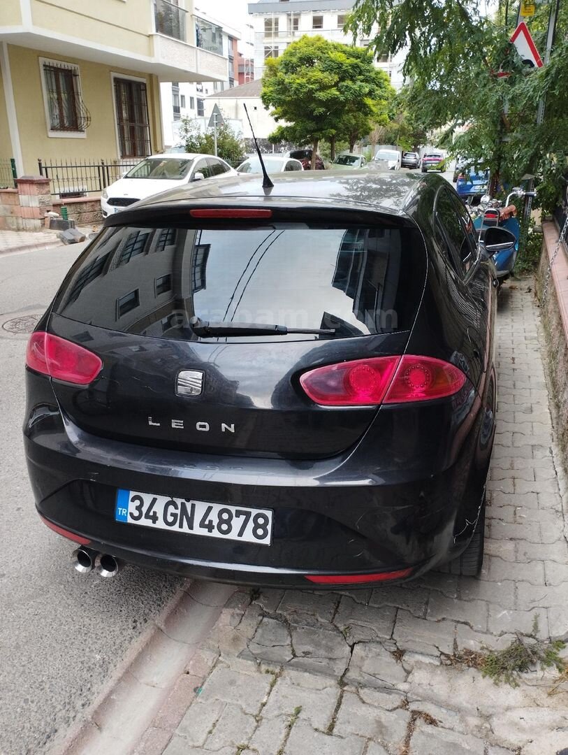 Sahibinden Seat Leon 1.4 TSI Stylance 2010 Model İstanbul 196.000 km Siyah 4
