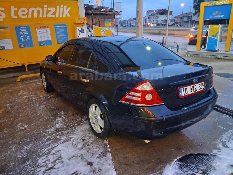 Sahibinden Ford Mondeo 2.0 Ghia 2003 Model