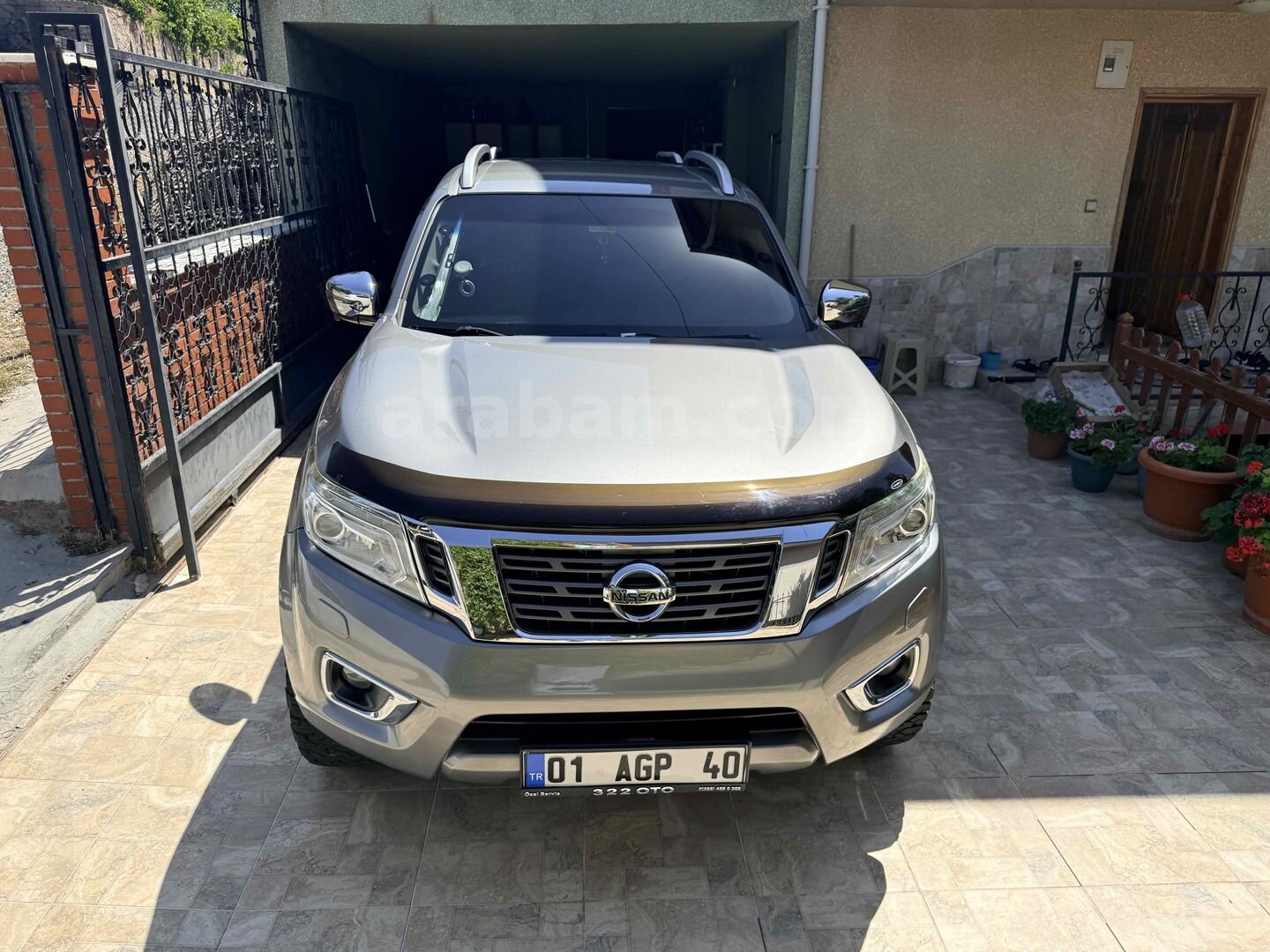 Sahibinden Nissan Navara 2.3 dCi 4x4 2017 Model 80.000 km Gri (metalik) 1