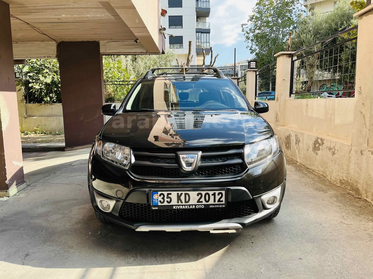 Galeriden Dacia Sandero 1.5 dCi Stepway 2015 Model İzmir 168.575 km Siyah 5