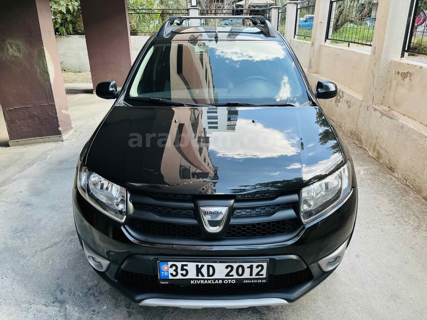 Galeriden Dacia Sandero 1.5 dCi Stepway 2015 Model İzmir 168.575 km Siyah 7