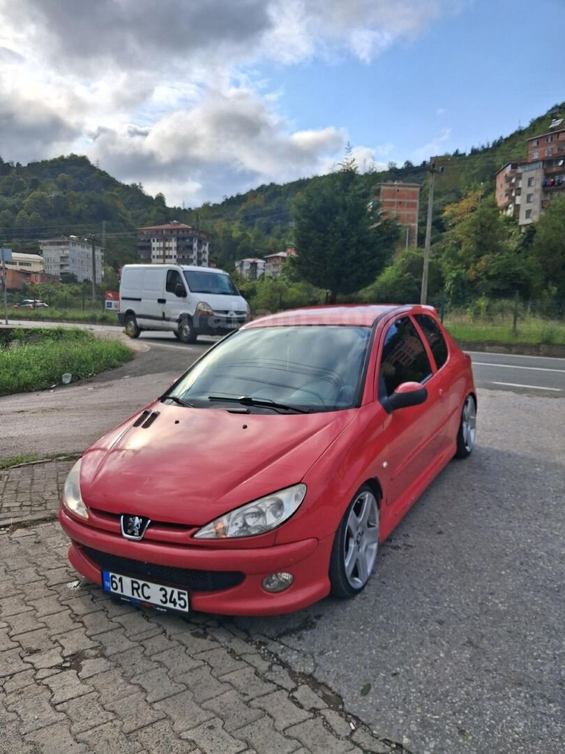 Sahibinden Peugeot 206 1.4 HDi Feline 2007 Model 279.000 km Kırmızı 3