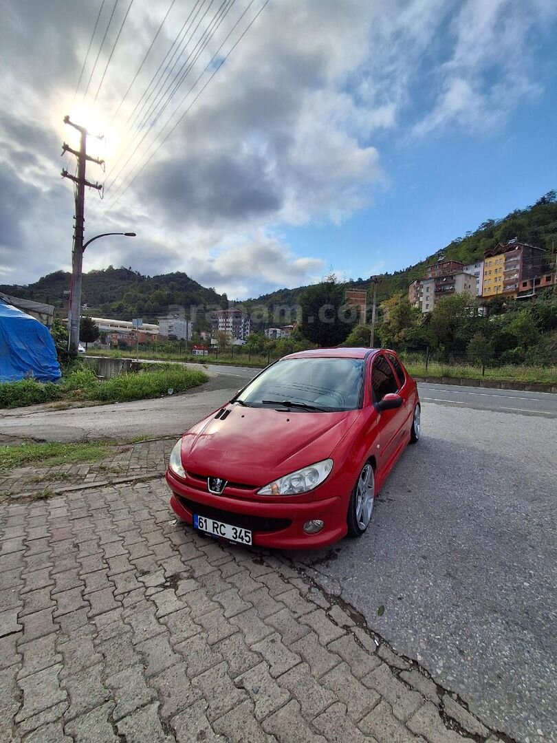 Sahibinden Peugeot 206 1.4 HDi Feline 2007 Model 279.000 km Kırmızı 2
