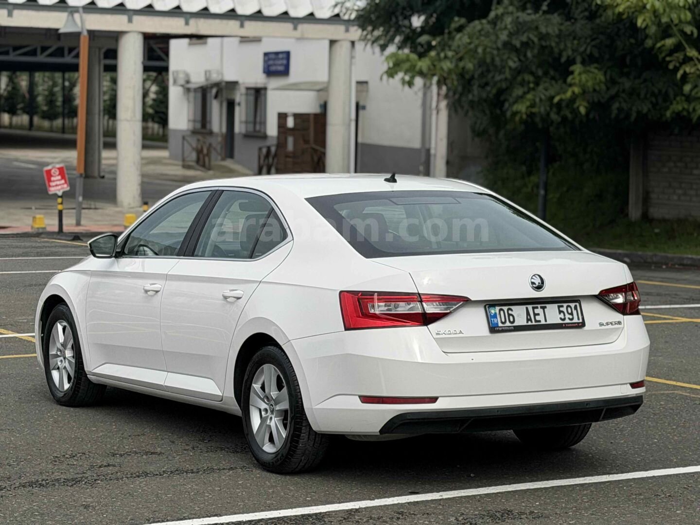 2017 SKODA SUPERB 5