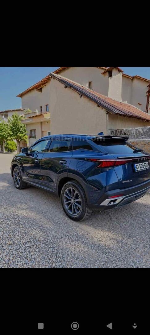 Sahibinden Chery Omoda 5 1.6 T-GDI Comfort 2023 Model Hakkari 40.900 km Lacivert 3