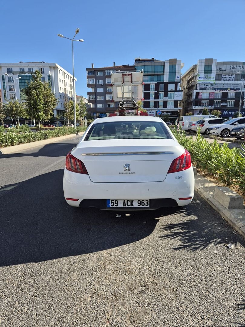 Sahibinden temiz aile aracı Peugeot 508 1.6 e-HDi Active 2012 Model 5