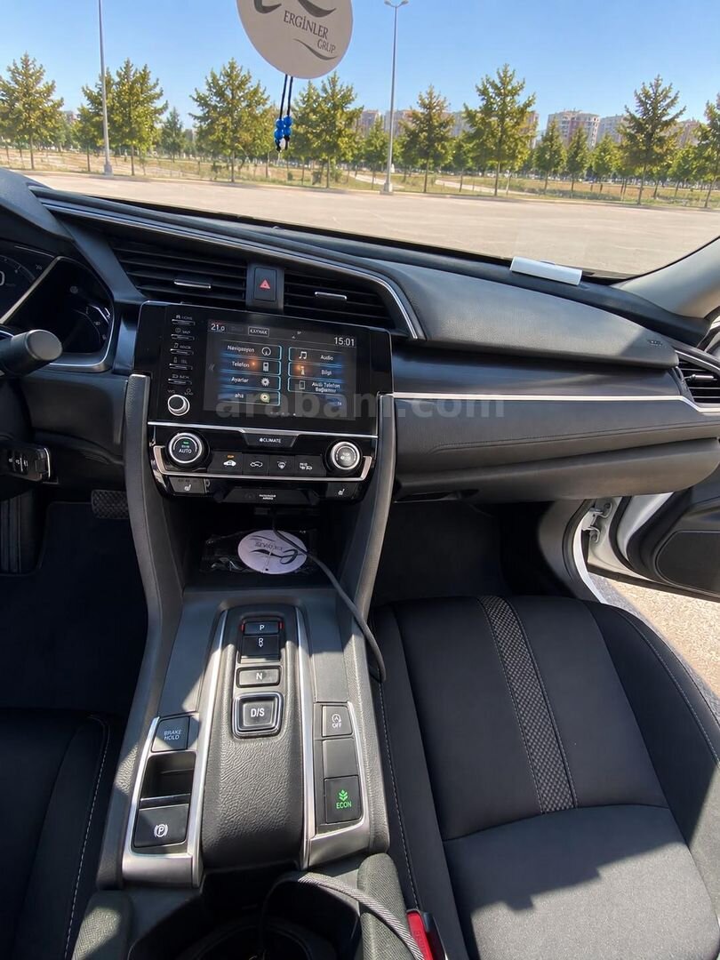 Sahibinden Honda Civic 1.6i DTEC Elegance 2019 Model 3