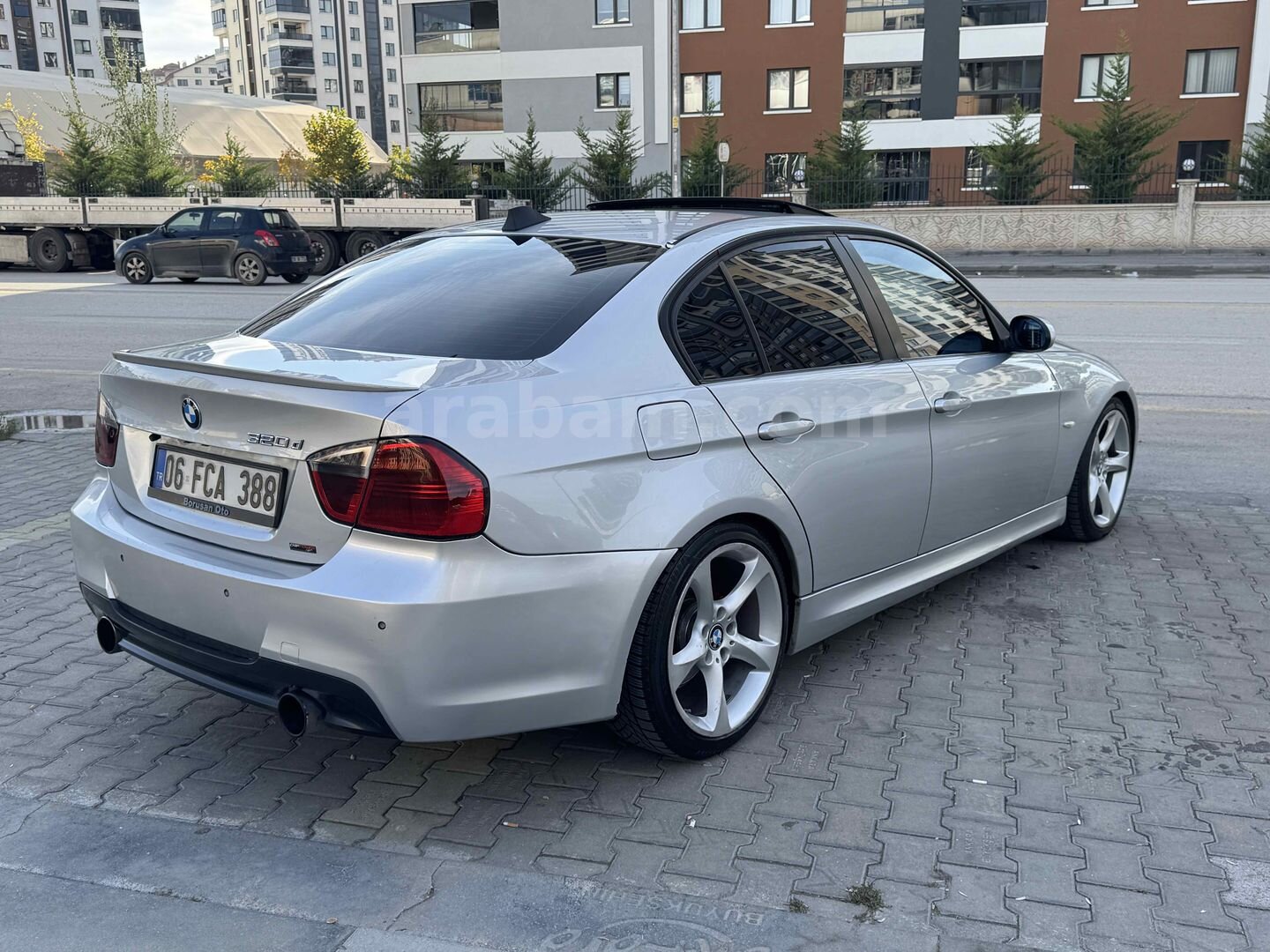 Sahibinden BMW 3 Serisi 320d Premium 2008 Model Ankara 260.000 km Gri (Gümüş) 4