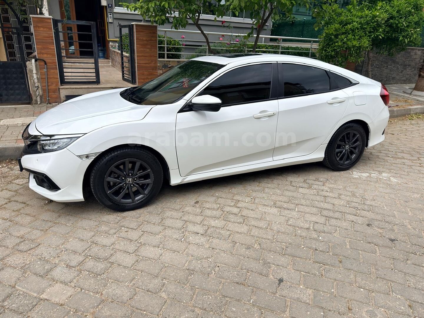 2020 çıkışlı MAKYAJLI Sahibinden Honda Civic 1.6i DTEC Elegance 2019 Model 3