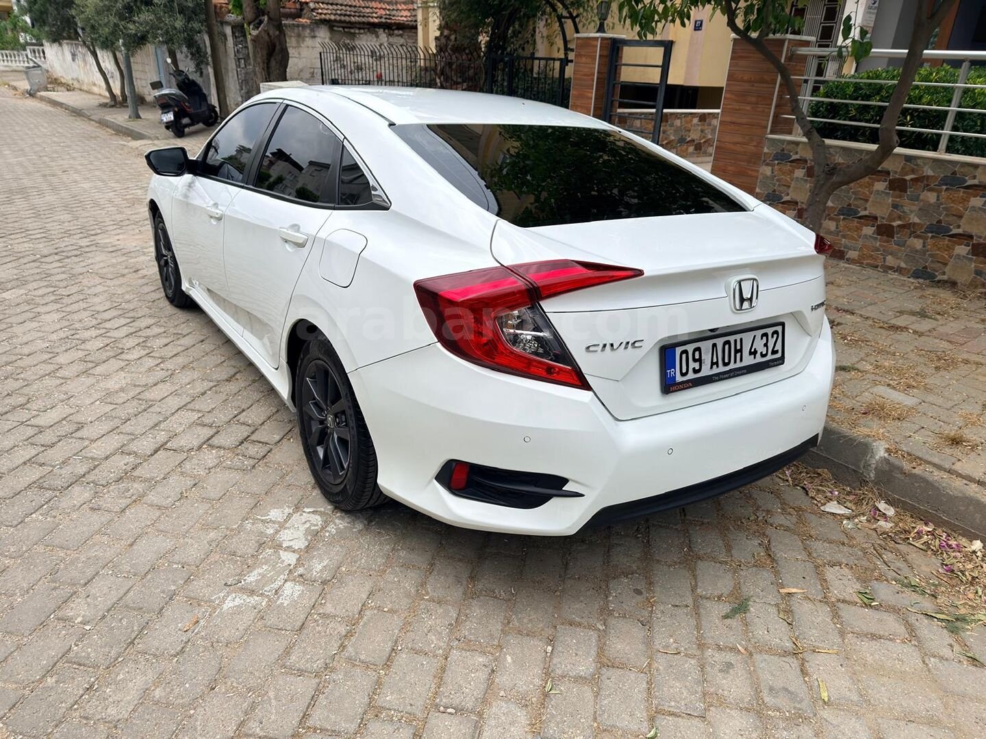 2020 çıkışlı MAKYAJLI Sahibinden Honda Civic 1.6i DTEC Elegance 2019 Model 4