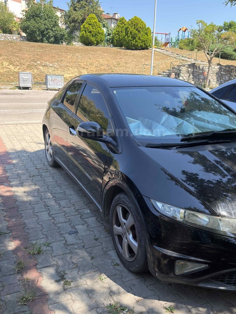 Sahibinden Honda Civic 1.4 Comfort 2011 Model 125.000 km Siyah 7