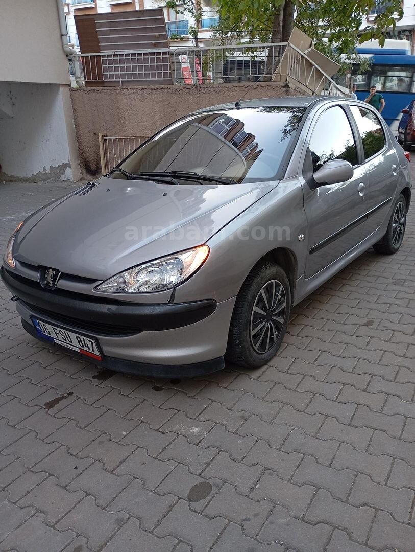 Sahibinden Peugeot 206 1.4 X-Line 2003 Model 3