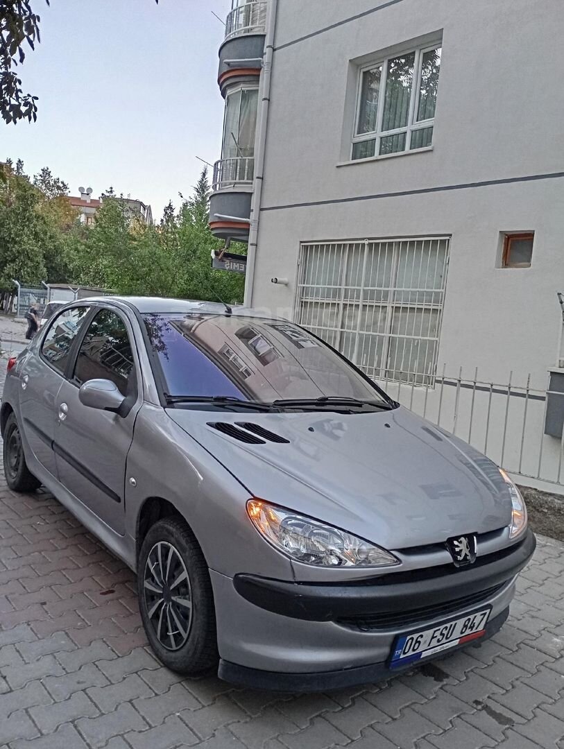 Sahibinden Peugeot 206 1.4 X-Line 2003 Model 2