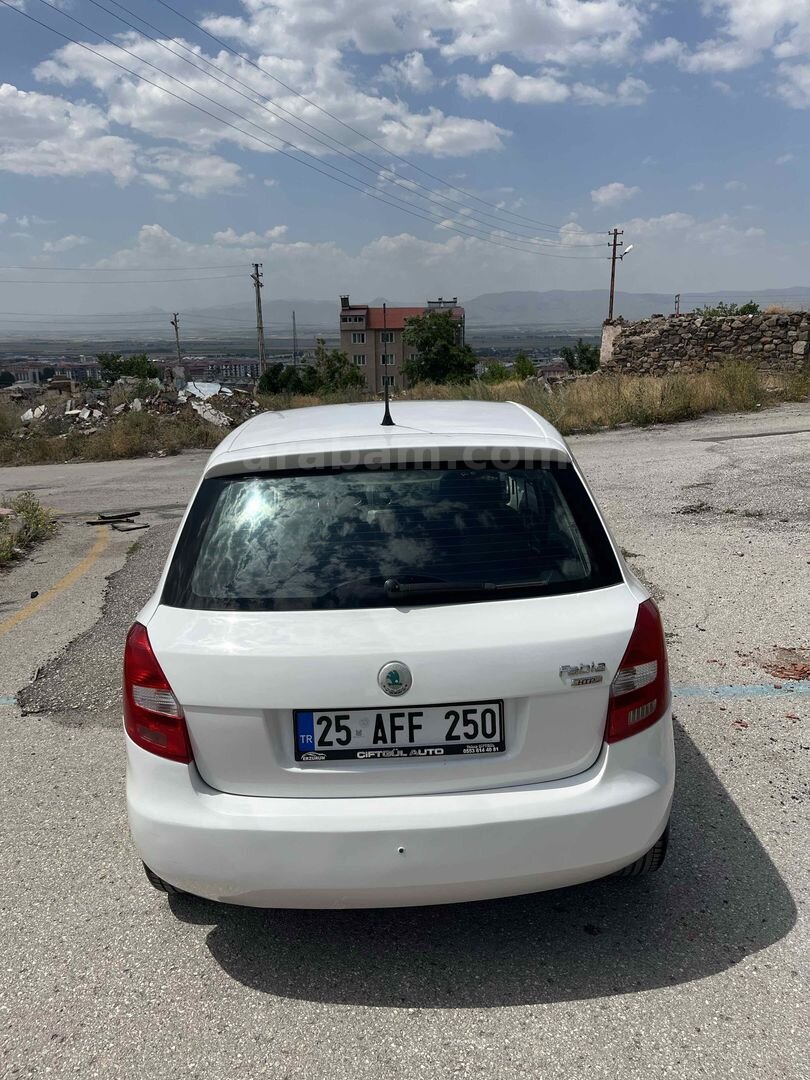 Sahibinden Skoda Fabia 1.2 Ambiente 2011 Model 5
