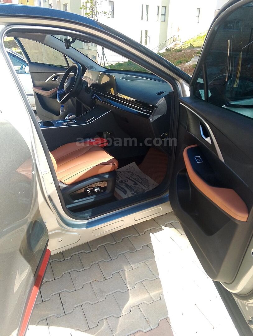 Sahibinden Chery Omoda 5 1.6 T-GDI Excellent 2024 Model Muğla 26.500 km Füme 6