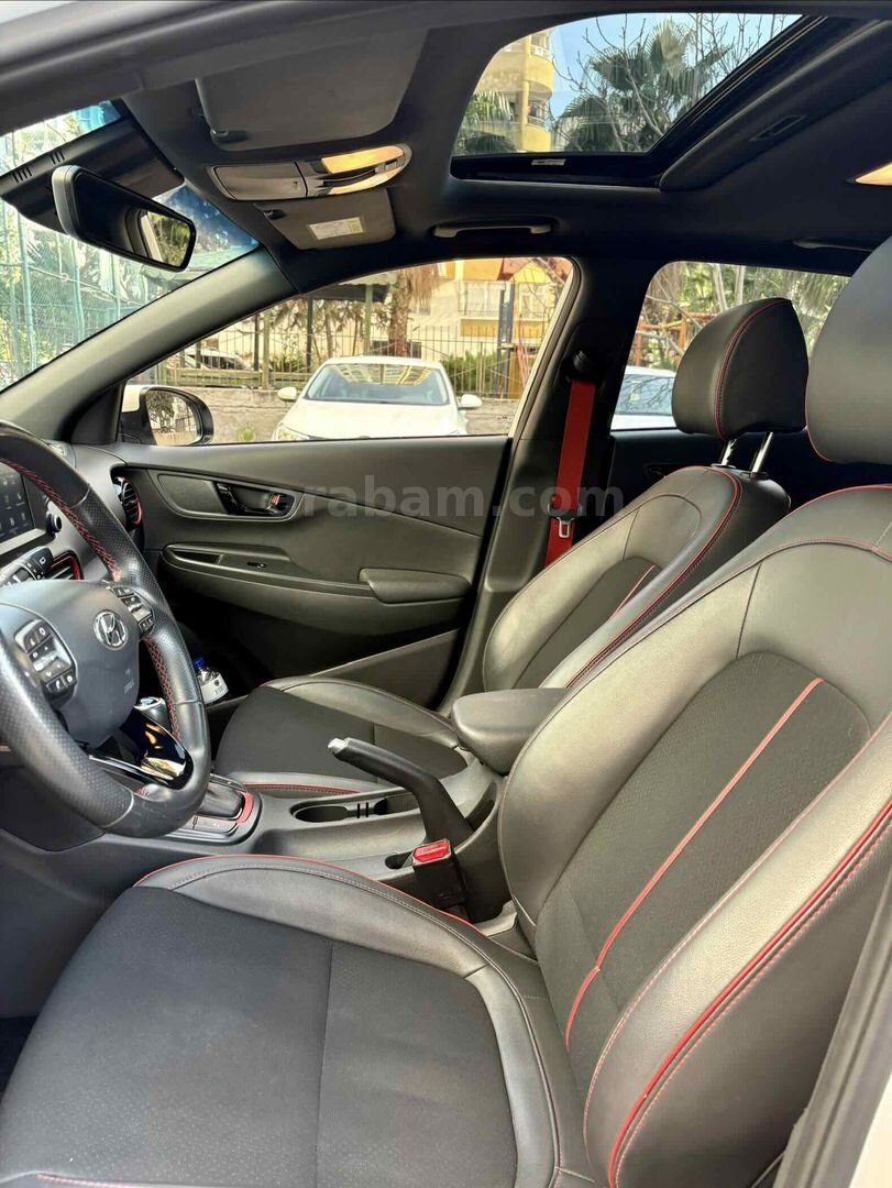 Sahibinden Hyundai Kona 1.6 CRDI Elite Smart 2020 Model Kars 102.000 km Beyaz 6