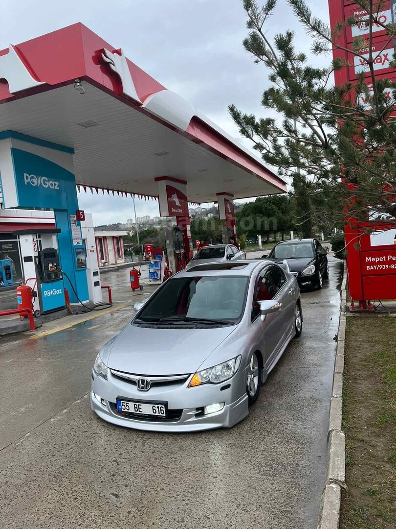 Sahibinden Honda Civic 1.6 Elegance 2008 Model 223.000 km Gri (Gümüş) 3
