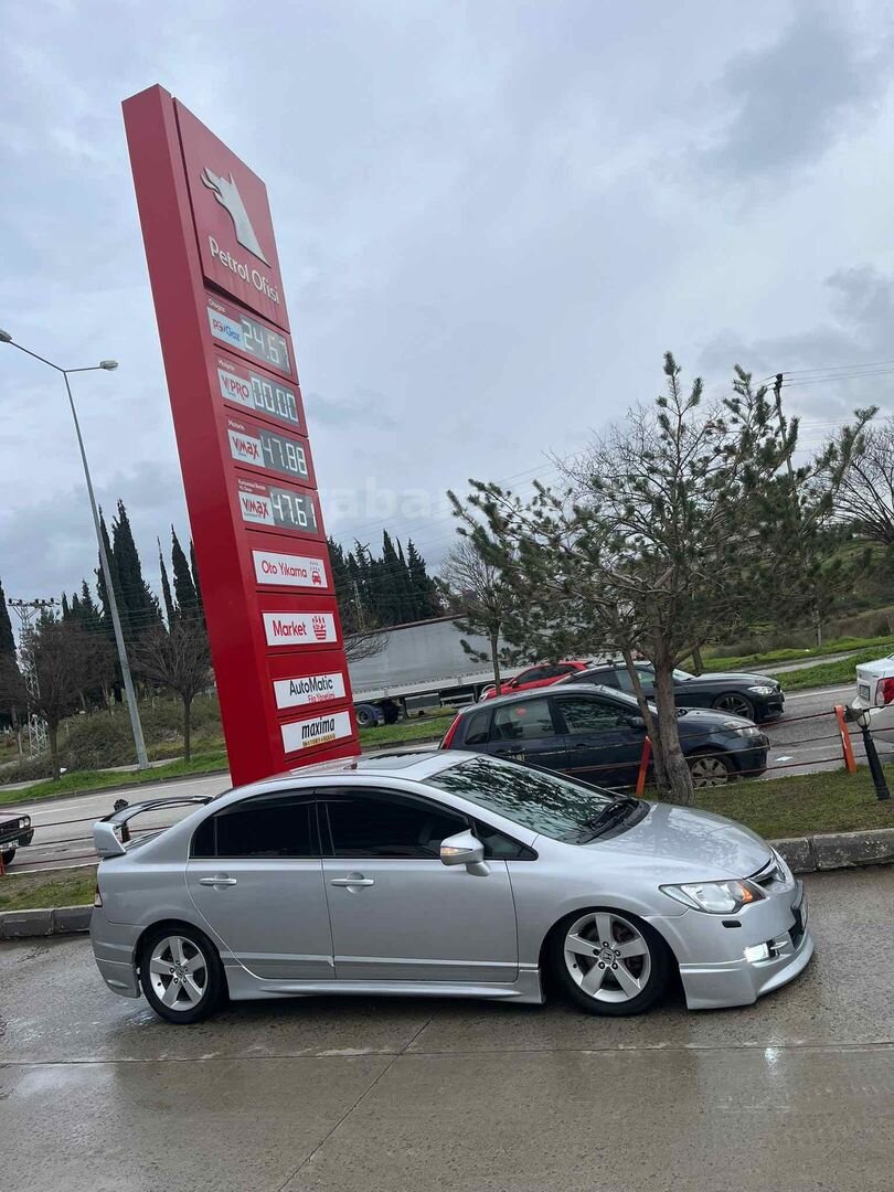 Sahibinden Honda Civic 1.6 Elegance 2008 Model 223.000 km Gri (Gümüş) 4