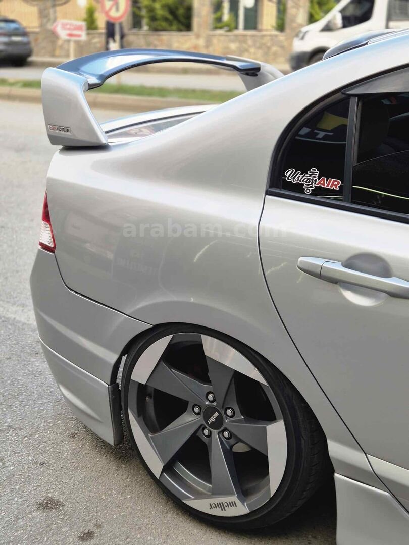 Sahibinden Honda Civic 1.6 Elegance 2008 Model 223.000 km Gri (Gümüş) 7