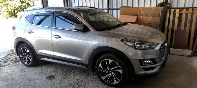 Sahibinden Hyundai Tucson4*4 1.6 CRDi Elite 2018 Model 1
