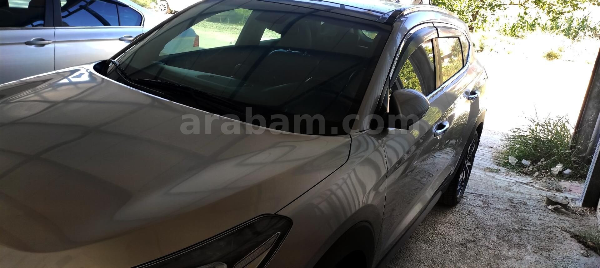 Sahibinden Hyundai Tucson4*4 1.6 CRDi Elite 2018 Model 2