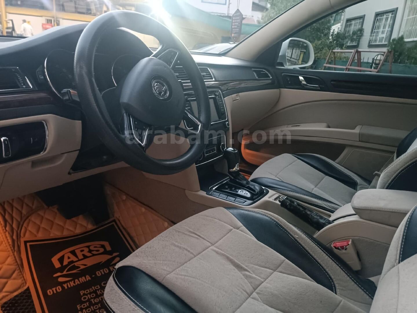 Sahibinden Skoda SuperB 1.6 TDI Elegance 2014 Model 230.000 km Beyaz 3