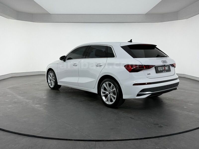 otomobil Audi A3 Sportback 35 TFSI Advanced 6