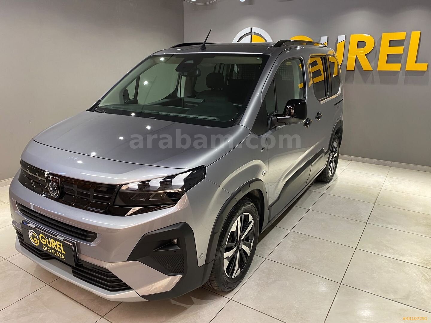 Galeriden Peugeot Rifter 1.5 BlueHDI GT 2026 Model İzmir 23.092 km Gri 3