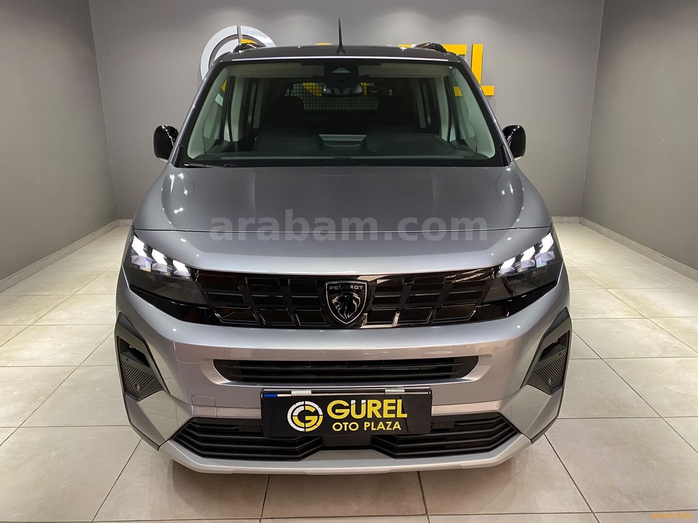 Galeriden Peugeot Rifter 1.5 BlueHDI GT 2026 Model İzmir 23.092 km Gri 2