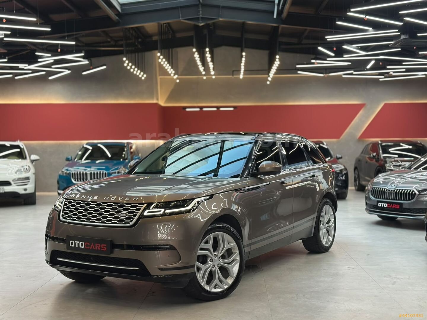 Galeriden Land Rover Range Velar 2.0 TD4 SE 2017 Model İstanbul 60.000 km Kahverengi 3