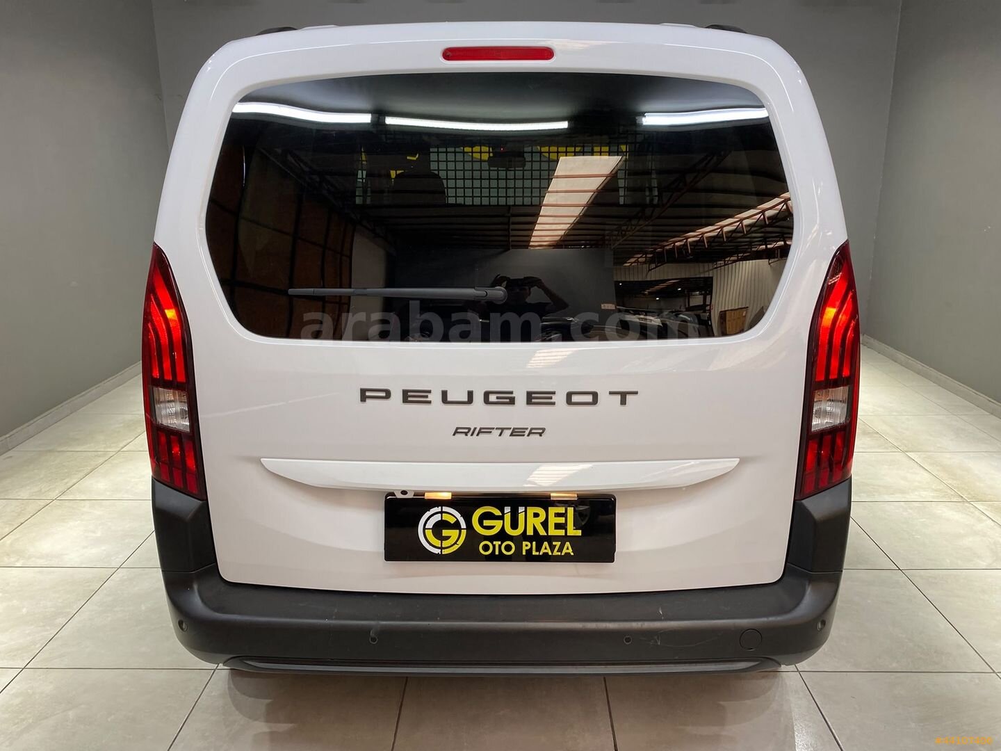 Galeriden Peugeot Rifter 1.5 BlueHDI Allure 2026 Model İzmir 12.608 km Beyaz 5