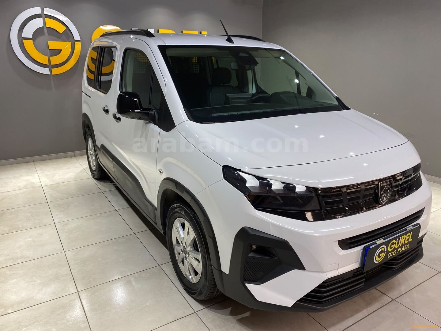 Galeriden Peugeot Rifter 1.5 BlueHDI Allure 2026 Model İzmir 12.608 km Beyaz 1