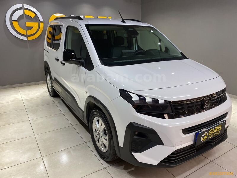Galeriden Peugeot Rifter 1.5 BlueHDI Allure 2026 Model İzmir 12.608 km Beyaz