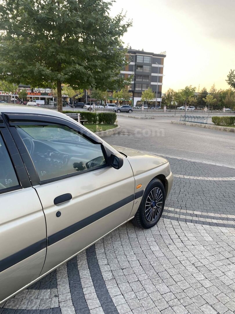 Sahibinden Ford Escort 1.6 CLX 1997 Model 6
