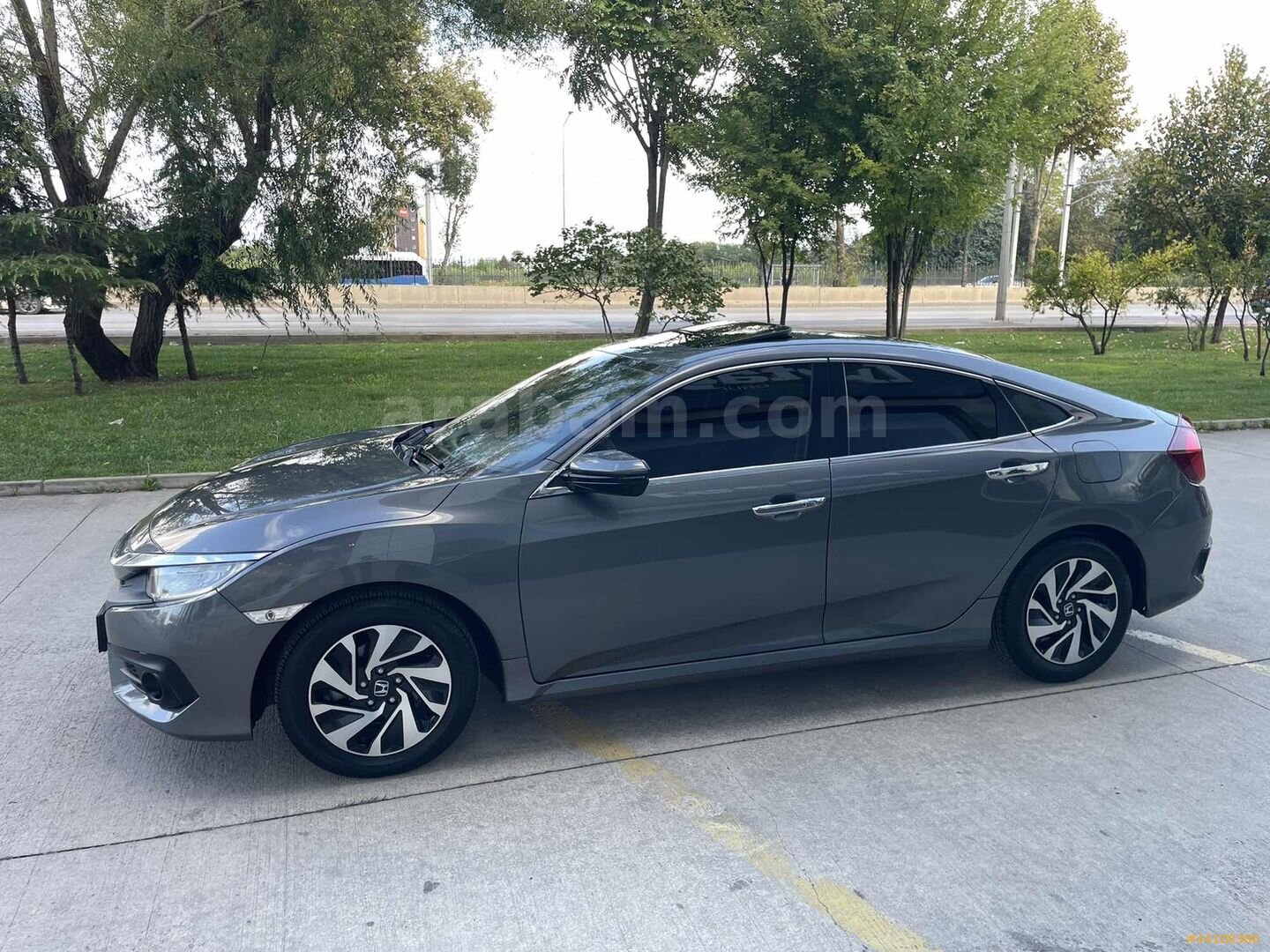 BİLGİN OTOMOTİV'DEN 2017 CIVIC 1.6i-VTEC ECO EXECUTIVE 125.000KM 3