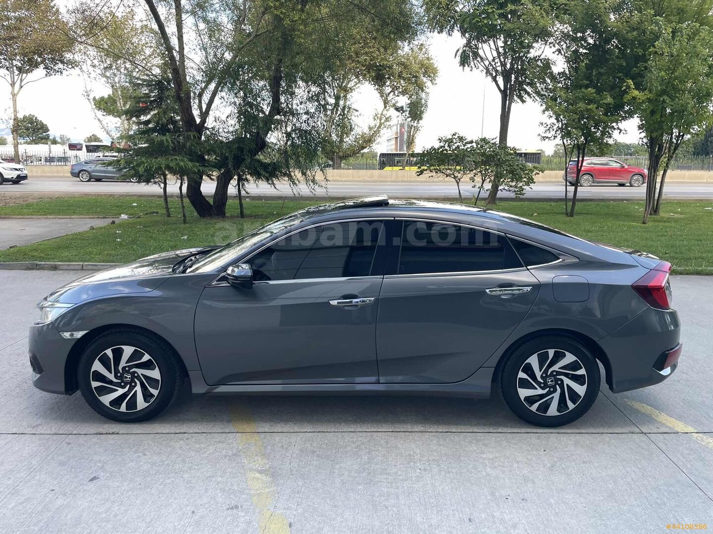 BİLGİN OTOMOTİV'DEN 2017 CIVIC 1.6i-VTEC ECO EXECUTIVE 125.000KM 4