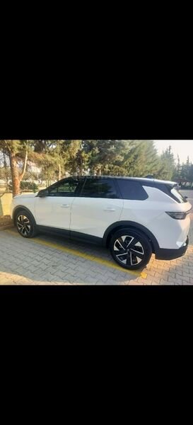 Sahibinden Opel Grandland 1.2 T Hybrid GS 2025 Model Mersin 6.001 km Beyaz