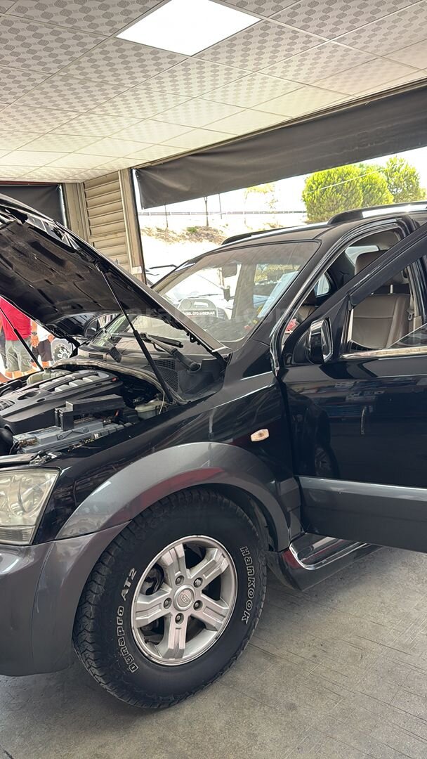 Sahibinden tertemiz değişensiz sıfır motorlu 5