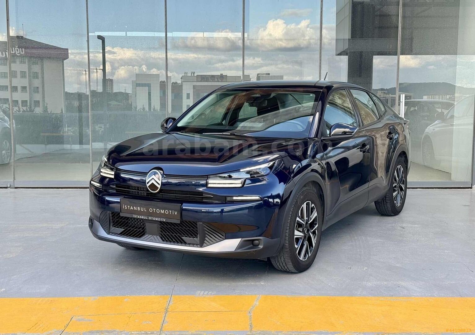 Galeriden Citroen e-C4 X 1.2 PureTech You 2025 Model İstanbul 28.000 km Mavi 3