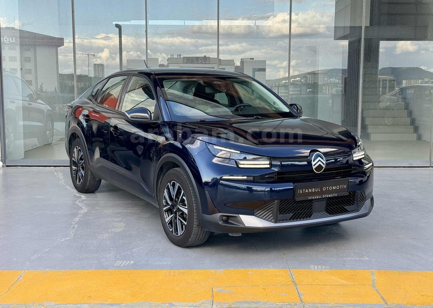 Galeriden Citroen e-C4 X 1.2 PureTech You 2025 Model İstanbul 28.000 km Mavi 2