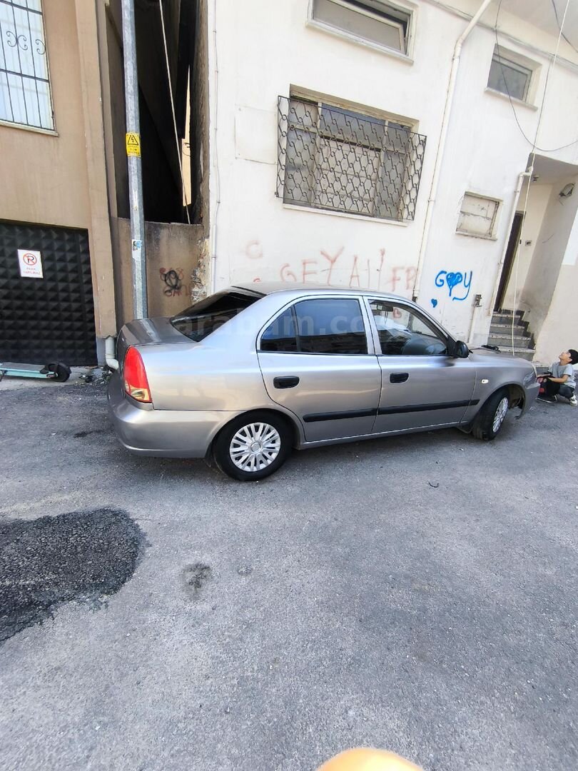 Sahibinden Hyundai Accent 1.3 Admire 2005 Model 7