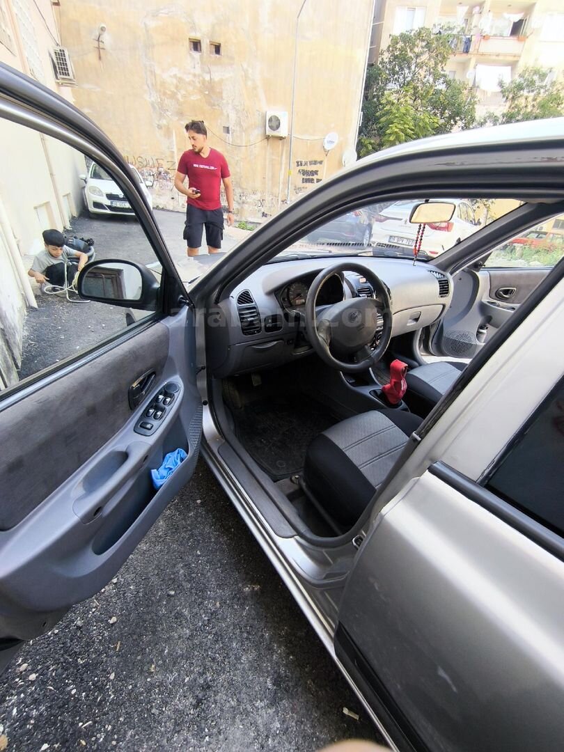 Sahibinden Hyundai Accent 1.3 Admire 2005 Model 2