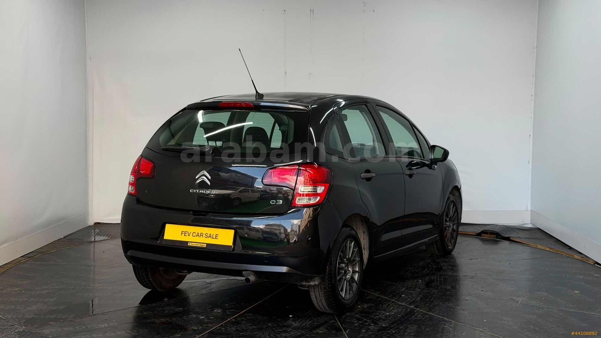 Galeriden Citroen C3 1.4 HDi Attraction 2010 Model İstanbul 225.000 km Siyah 7