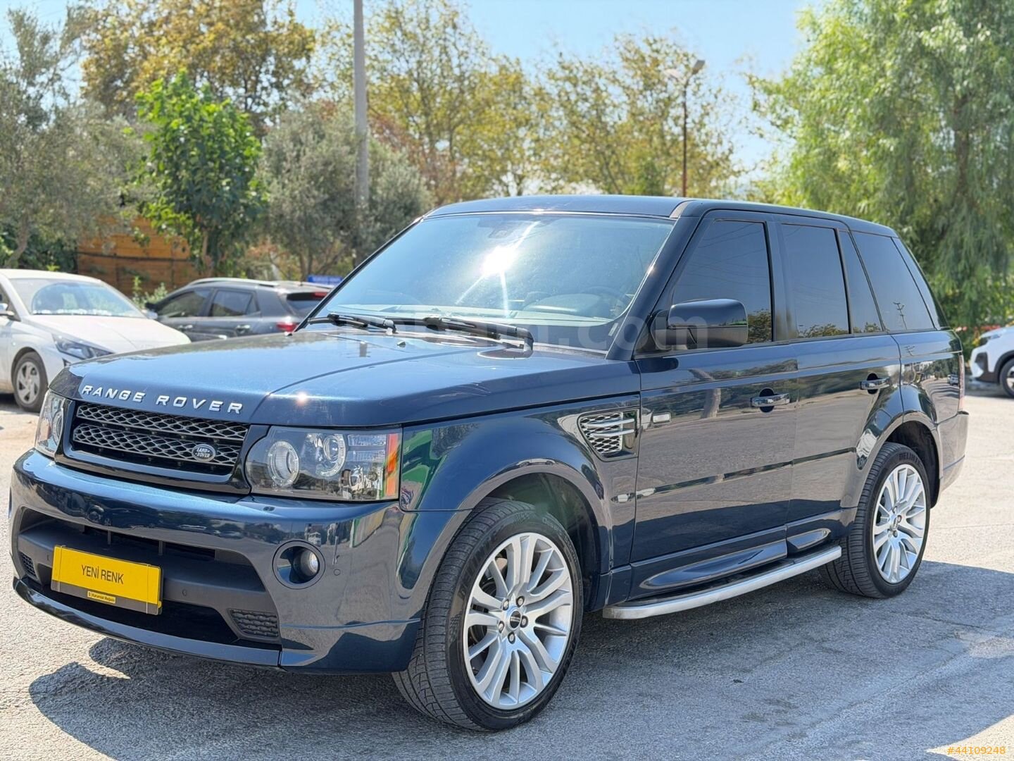 Galeriden Land Rover Range Sport 3.0 SDV6 HSE 2012 Model İzmir 300.000 km Lacivert 2