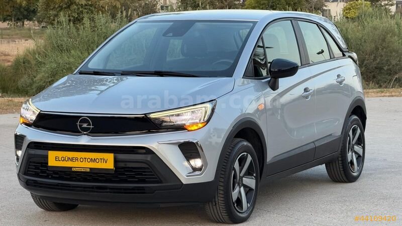 2024 MODEL BOYASIZ 36 BİN KM'DE OTOMATİK VİTES OPEL CROSSLAND